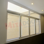 CỬA SỔ MỞ LÙA (1)