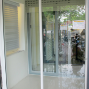 CỬA ĐI MỞ LÙA 2 RAY HỆ ST – 96 (4)