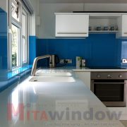 KÍNH MÀU (2) KÍNH MÀU (2)