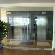 Cửa kính bản lề sàn – Hình 4 Cửa kính bản lề sàn – Hình 4